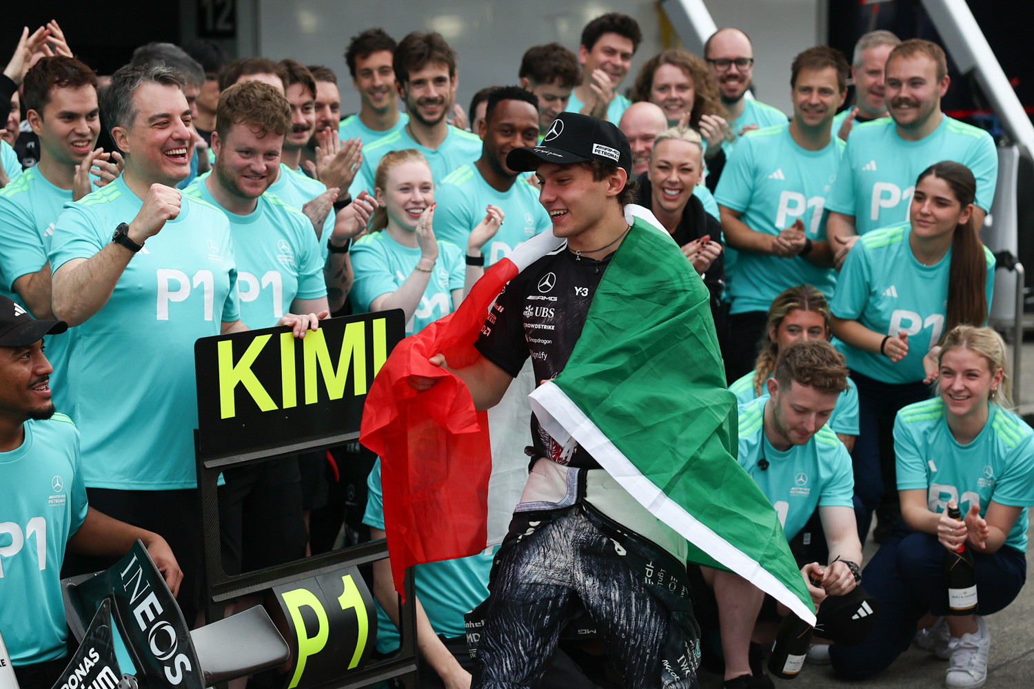Kimi Antonelli en Miami 2026 - el líder del campeonato de F1 más joven de la historia