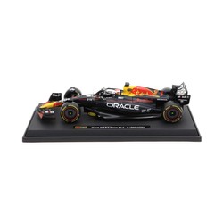 Red Bull Racing F1 RB19 1:18 Model Car Max Verstappen